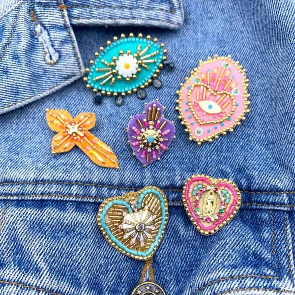BROCHE CROIX ORANGE